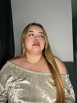 Snapshot of Mssblond1 chatting on 03/23/26, 04:16 Mssblond1 online show from 03/23/26, 04:16