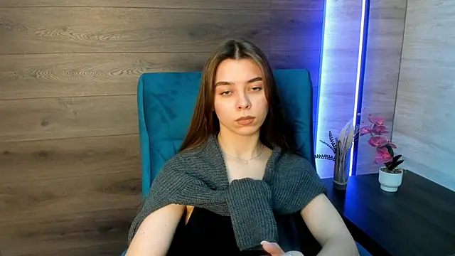 Snapshot of LynnWalker chatting on 03/23/26, 01:37 LynnWalker online show from 03/23/26, 01:37