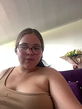 Snapshot of Dulce_Noa chatting on 03/22/26, 04:32 Dulce Noa online show from 03/22/26, 04:32