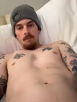 Snapshot of itsJizzin chatting on 03/22/26, 01:53 itsJizzin online show from 03/22/26, 01:53