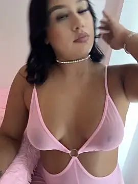 Snapshot of SHANNE____ chatting on 03/25/26, 04:07 SHANNE online show from 03/25/26, 04:07