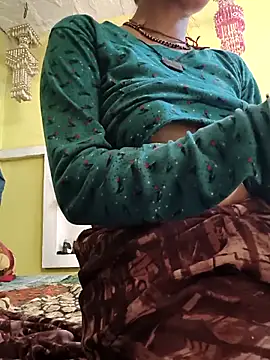 Snapshot of Chasni_sharma chatting on 05/08/26, 11:15 Chasni sharma online show from 05/08/26, 11:15