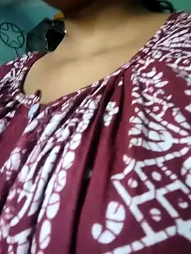 Snapshot of itz-priya chatting on 04/02/26, 04:43 itz-priya online show from 04/02/26, 04:43