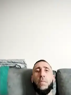 Snapshot of Alexandro111777 chatting on 03/28/26, 06:02 Alexandro111777 online show from 03/28/26, 06:02