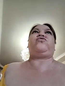 Snapshot of _Yourpussy_ chatting on 03/22/26, 12:30 Yourpussy online show from 03/22/26, 12:30