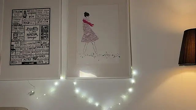 Snapshot of rossilaari chatting on 03/25/26, 03:18 rossilaari online show from 03/25/26, 03:18