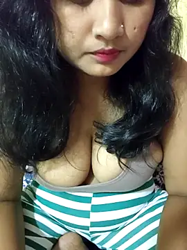 Snapshot of Tridha_2 chatting on 04/13/26, 07:30 Tridha 2 online show from 04/13/26, 07:30
