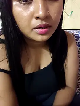 Snapshot of Tridha_2 chatting on 04/21/26, 06:34 Tridha 2 online show from 04/21/26, 06:34