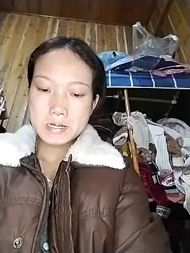 Snapshot of Jolinie chatting on 03/22/26, 01:25 Jolinie online show from 03/22/26, 01:25