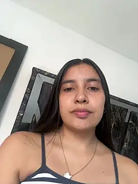 Snapshot of HaileyBiieber chatting on 04/04/26, 09:12 HaileyBiieber online show from 04/04/26, 09:12