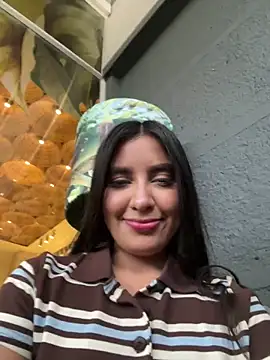 HaileyBiieber online show from 04/13/26, 10:26