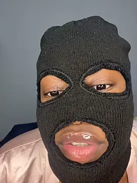 xxxchocolatepussy online show from 07/18/26, 11:41