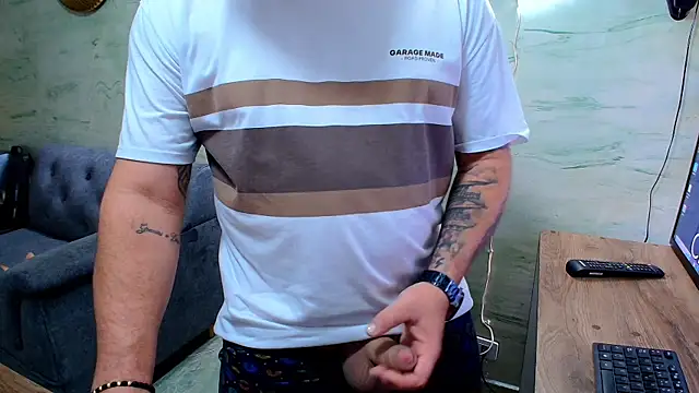 maximo daddy online show from 04/25/26, 01:41