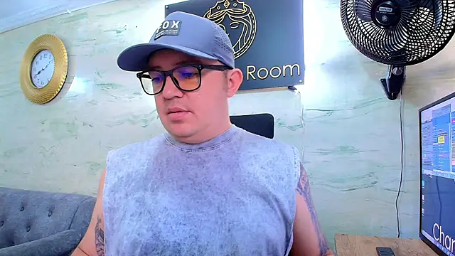 maximo daddy online show from 04/26/26, 01:09