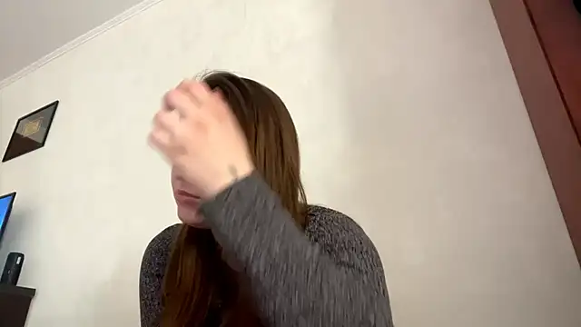 Snapshot of NosyFuel chatting on 03/23/26, 08:18 NosyFuel online show from 03/23/26, 08:18