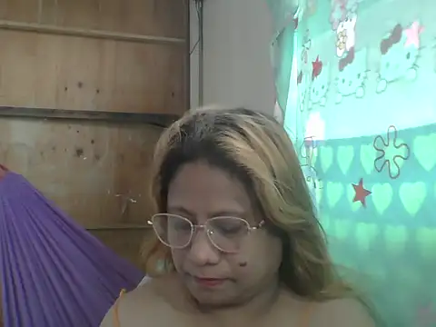 PinayChristine online show from 06/09/26, 04:35