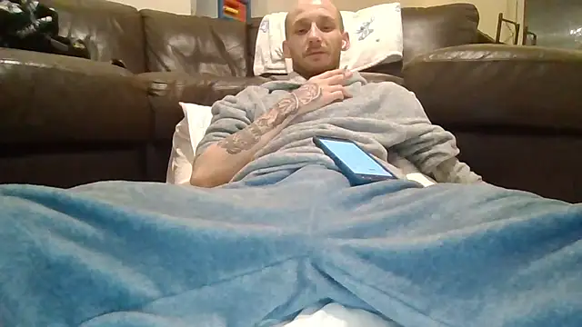 Snapshot of feetlovrr94 chatting on 03/30/26, 01:28 feetlovrr94 online show from 03/30/26, 01:28
