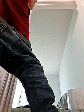 middickstroking online show from 05/03/26, 10:16