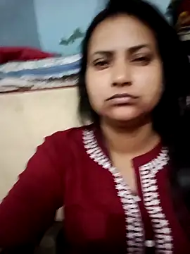 Snapshot of Diyagupta26 chatting on 04/18/26, 11:25 Diyagupta26 online show from 04/18/26, 11:25