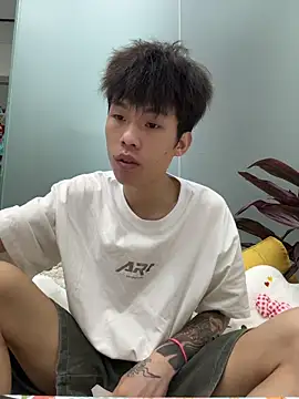 zzzzppp3 online show from 06/28/26, 02:39