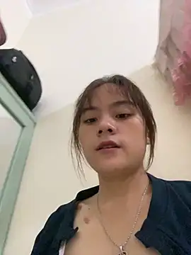 Snapshot of JennaDay79 chatting on 03/24/26, 12:32 JennaDay79 online show from 03/24/26, 12:32