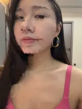 xiaoxiong168 online show from 05/01/26, 11:04