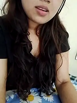 Curvy Divaa online show from 04/05/26, 07:16