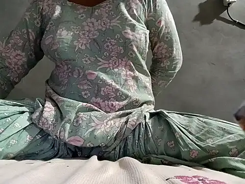 Snapshot of bebo_sexy62 chatting on 03/29/26, 03:50 bebo sexy62 online show from 03/29/26, 03:50