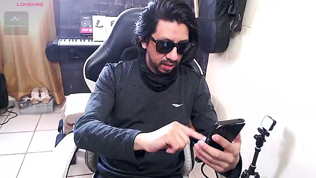 Snapshot of IASuarezV chatting on 07/24/26, 06:28 IASuarezV online show from 07/24/26, 06:28