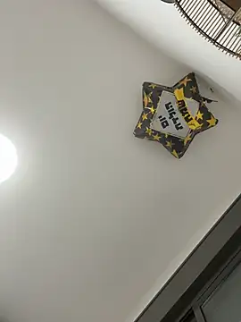 Snapshot of gucci_1996 chatting on 03/24/26, 12:26 gucci 1996 online show from 03/24/26, 12:26