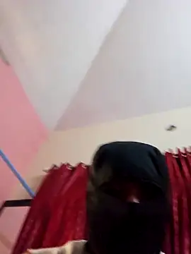 Snapshot of secrethubby200 chatting on 03/23/26, 11:58 secrethubby200 online show from 03/23/26, 11:58