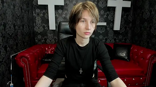 Snapshot of AdonBev chatting on 04/03/26, 04:54 AdonBev online show from 04/03/26, 04:54