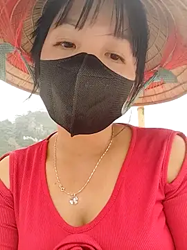 Snapshot of kim-min-jii chatting on 03/25/26, 05:46 kim-min-jii online show from 03/25/26, 05:46