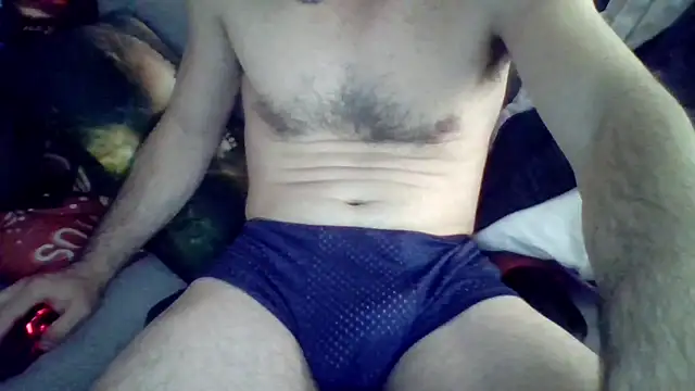 Snapshot of ACruoreX chatting on 04/12/26, 12:26 ACruoreX online show from 04/12/26, 12:26