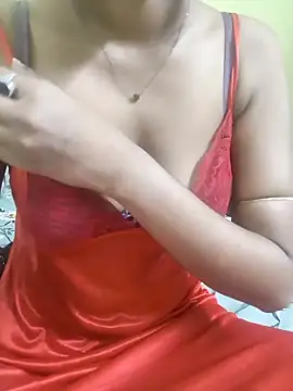 Snapshot of Rubina_Love chatting on 04/28/26, 04:28 Rubina Love online show from 04/28/26, 04:28