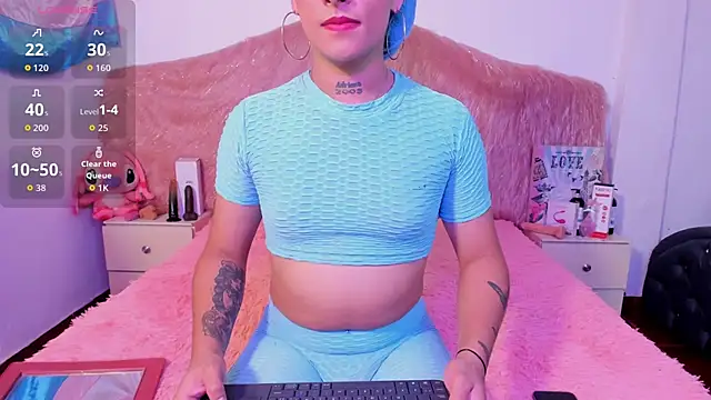 Skarlet Ruiz  online show from 05/18/26, 10:37