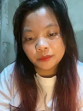 Snapshot of Zanzy- chatting on 03/23/26, 04:11 Zanzy- online show from 03/23/26, 04:11