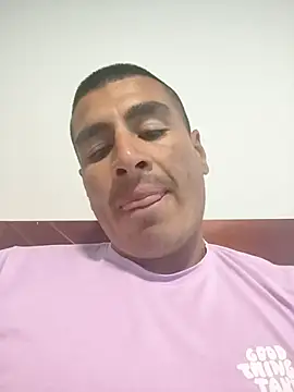 Snapshot of EdwiinR chatting on 03/24/26, 08:47 EdwiinR online show from 03/24/26, 08:47