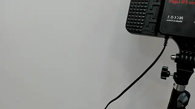 Snapshot of vannellope_roberts chatting on 04/05/26, 01:52 vannellope roberts online show from 04/05/26, 01:52