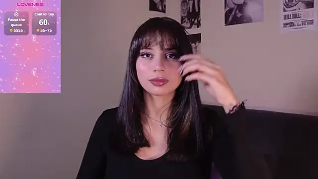 Snapshot of SerenBleck chatting on 06/12/26, 10:25 SerenBleck online show from 06/12/26, 10:25