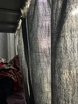 Snapshot of devlove352 chatting on 03/25/26, 10:43 devlove352 online show from 03/25/26, 10:43