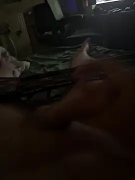 Snapshot of Mateo352 chatting on 03/25/26, 02:28 Mateo352 online show from 03/25/26, 02:28