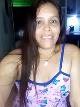 Snapshot of alexandra-queen chatting on 04/28/26, 03:44 alexandra-queen online show from 04/28/26, 03:44