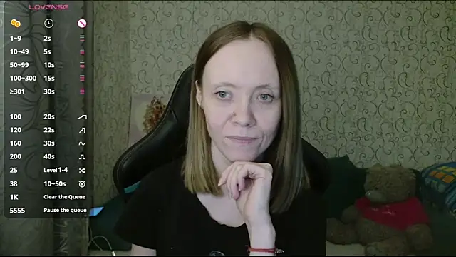 Snapshot of Ricky_Chadwick_ chatting on 04/05/26, 04:48 Ricky Chadwick online show from 04/05/26, 04:48