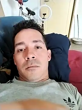 Gabriel leon33 online show from 06/19/26, 09:29