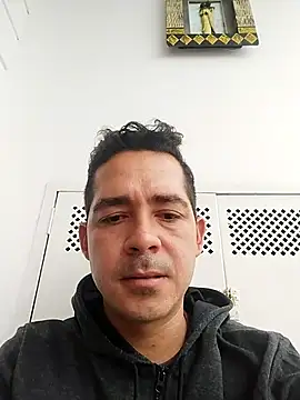 Gabriel leon33 online show from 06/24/26, 05:12