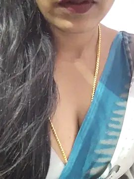 Snapshot of Sexyteacher143 chatting on 03/25/26, 01:28 Sexyteacher143 online show from 03/25/26, 01:28