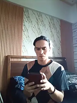 HornyKerujieTrans online show from 05/23/26, 07:35