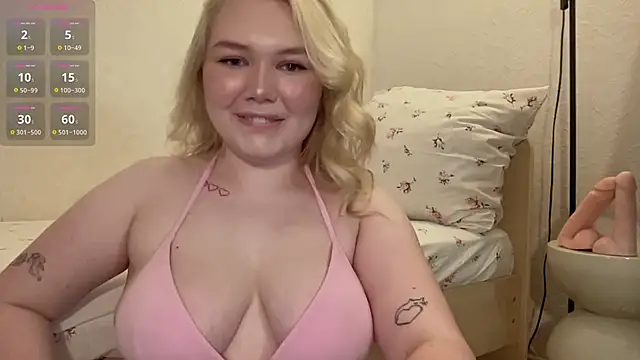 cutiejuliee online show from 06/24/26, 10:03