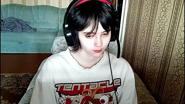 Snapshot of ShaynaLinley chatting on 03/26/26, 10:43 ShaynaLinley online show from 03/26/26, 10:43